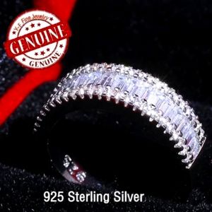 Vintage High Quality CZ Stone Ring!